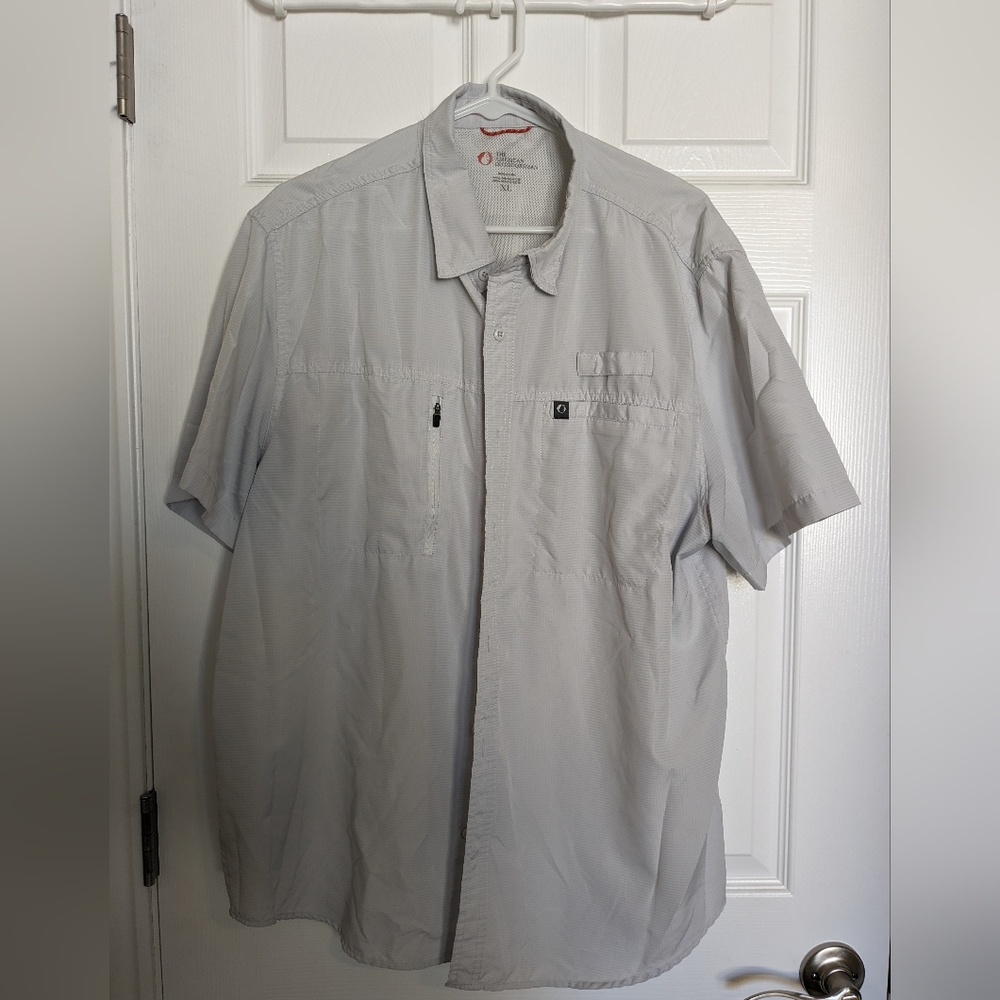 New With Tags Men's fishing shirt